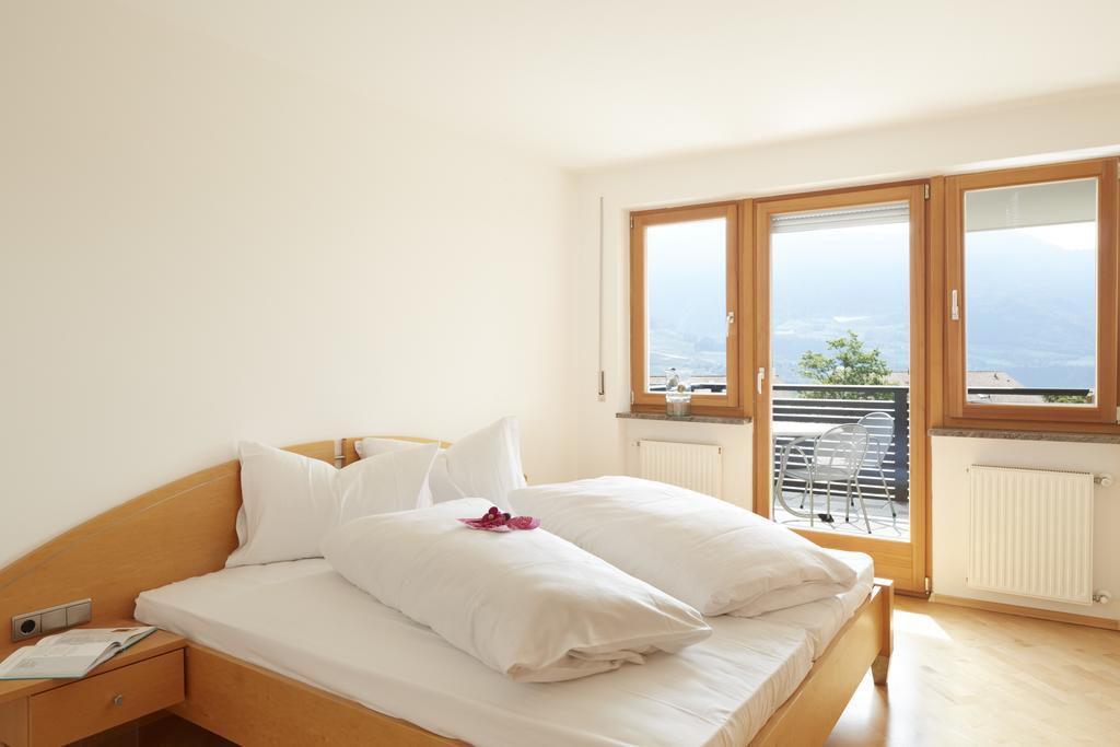 Residence Ladurn Tirolo Quarto foto